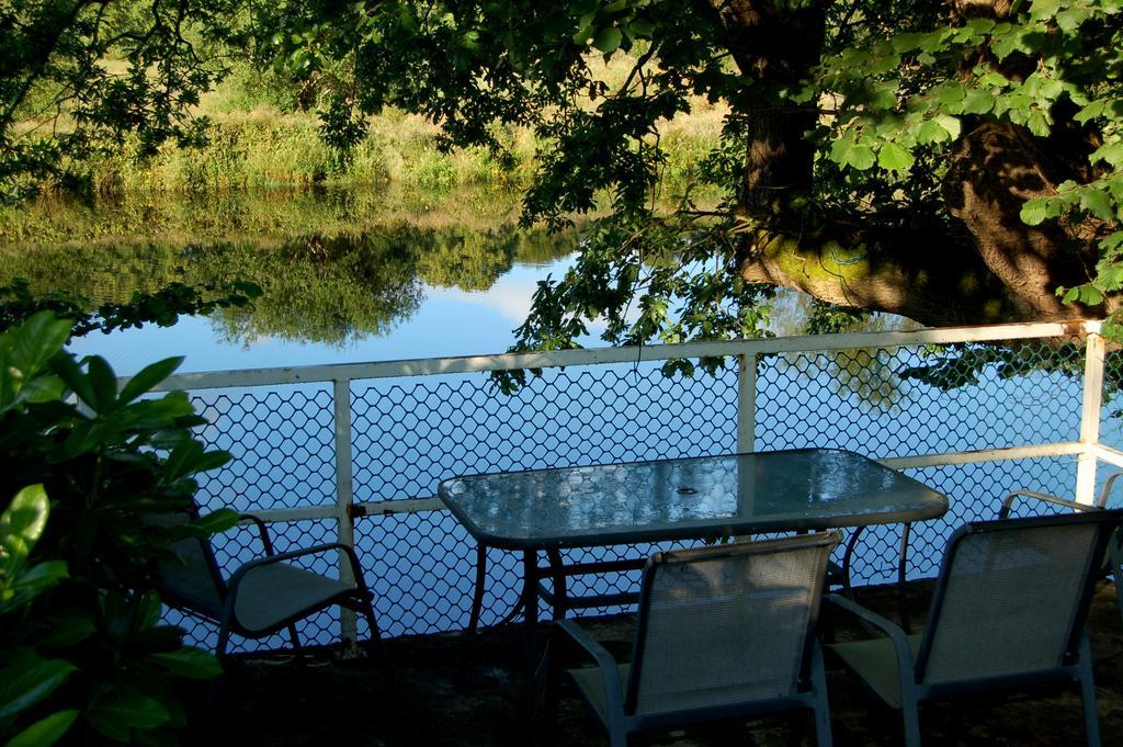 The Grove Lodge Guesthouse Killorglin ภายนอก รูปภาพ