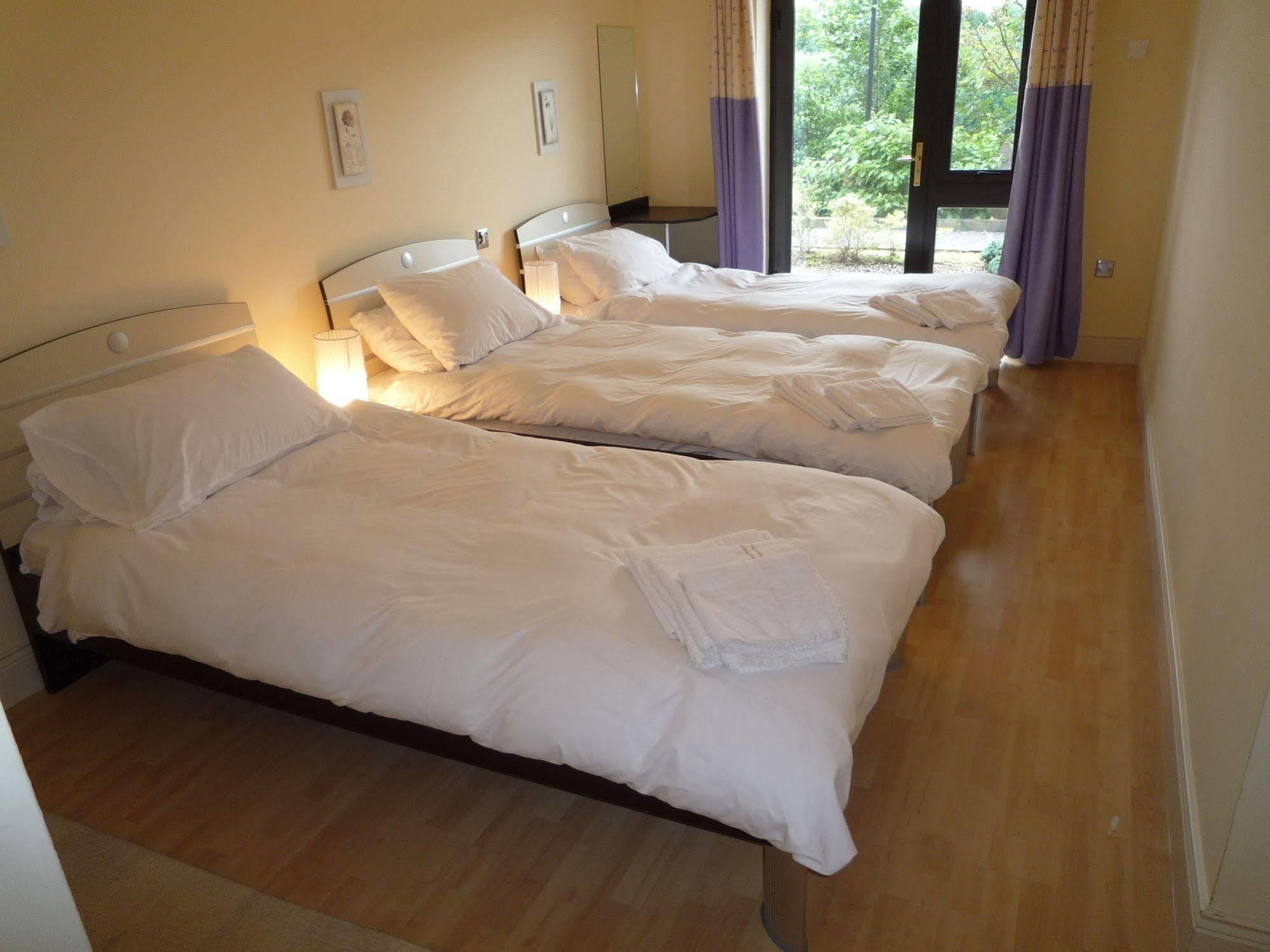 The Grove Lodge Guesthouse Killorglin ภายนอก รูปภาพ