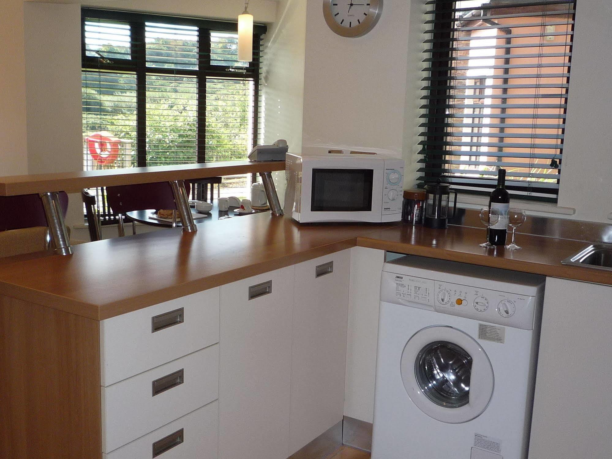 The Grove Lodge Guesthouse Killorglin ภายนอก รูปภาพ